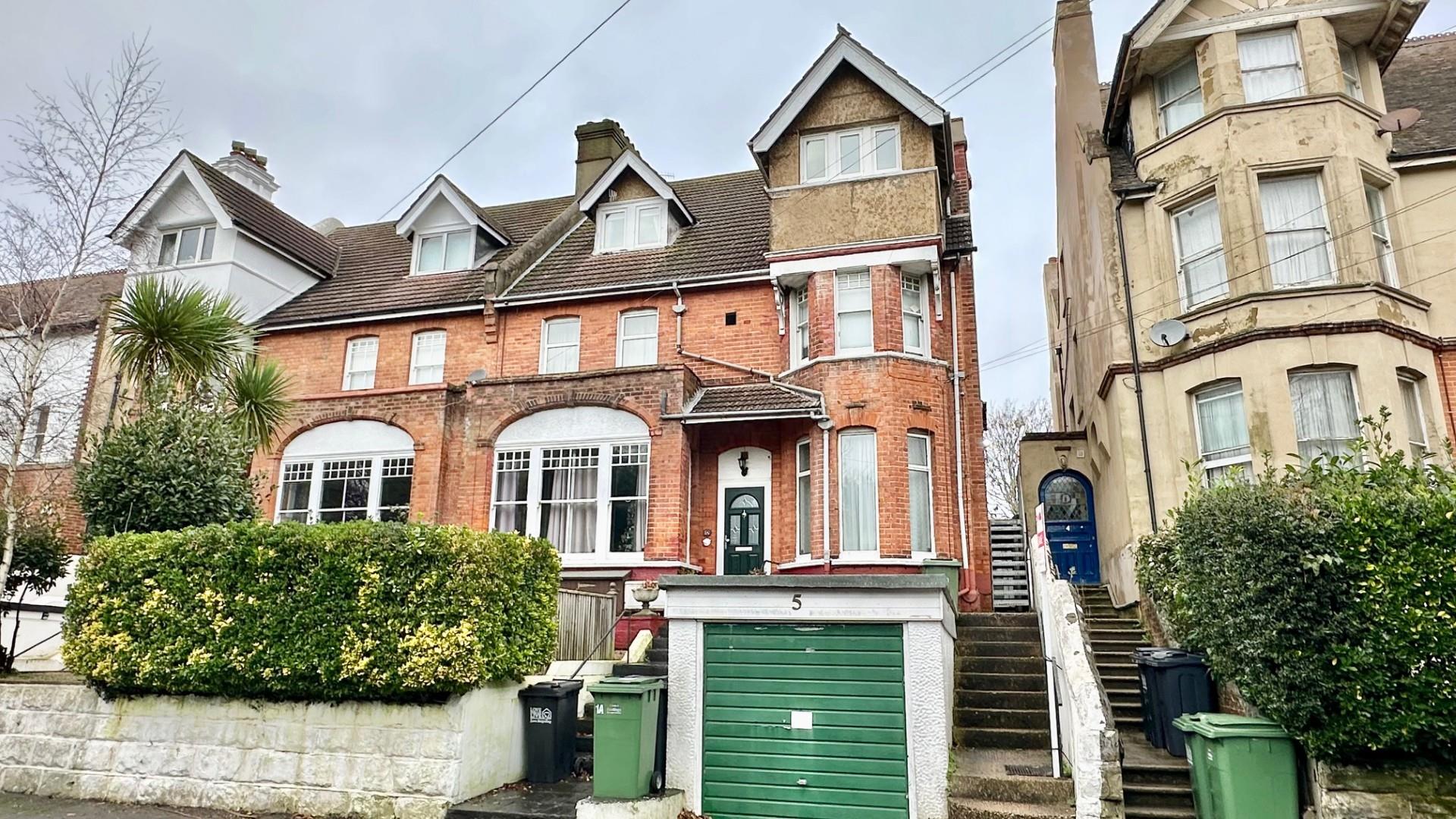 2 bed property in St Matthews Gardens, St Leonards-On-Sea